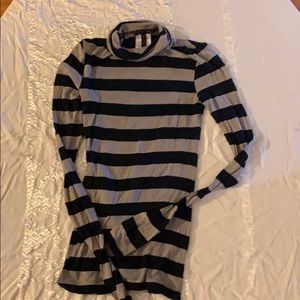 BC BG Maxazria Long sleeve Striped turtleneck